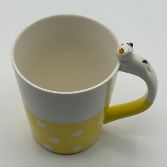 Genki Cats Coffee Cup With Cat Peeking Handle 12 fl oz Kitten Neko Design - Picture 1 of 9